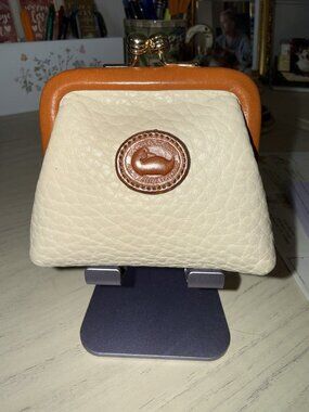 Vintage Dooney & Bourke Kisslock Coin